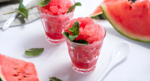 Granita vegan all�anguria: la ricetta fresca con tre ingredienti